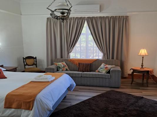 Room image 3