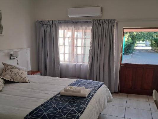 Belle Vue Guesthouse - 283366