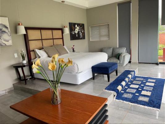 Room image 1