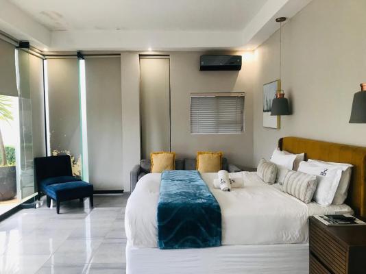 Room image 1