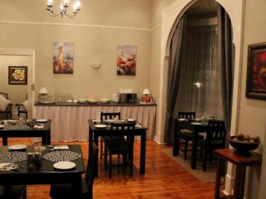 Tranquil House B&B @ 10 Berry Street - Breakfast area
