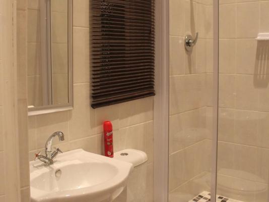 Tranquil House B&B @ 10 Berry Street - 283758