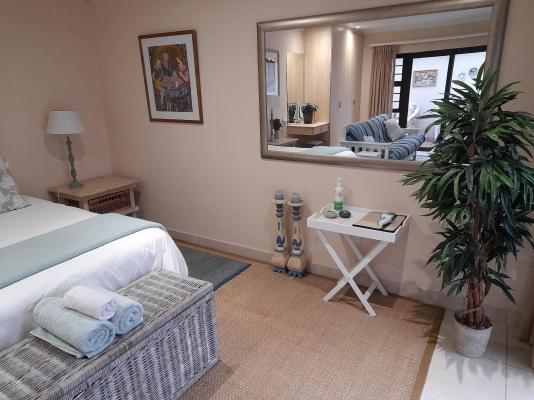 Barnard Self-Catering Apartments - 283774