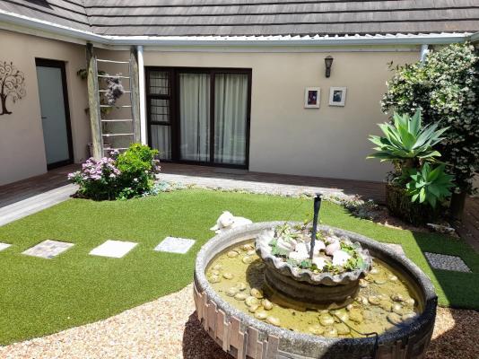 Barnard Self-Catering Apartments - 283779