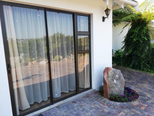 Barnard Self-Catering Apartments - 283786