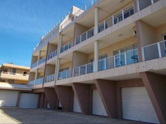Cerf 6 Margate  - Property / Building
