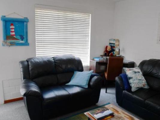Bradclin @ York Place - Living Room