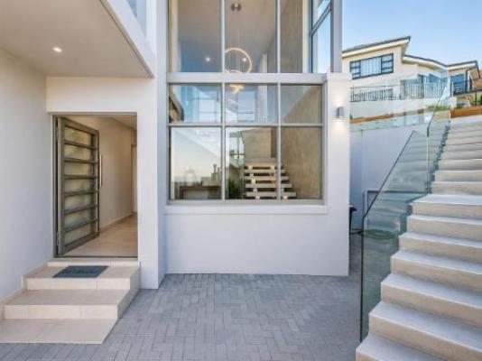 Dolfyn Villas - Facade or entrance