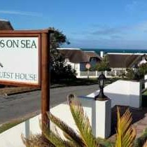 Cycads on Sea Guest House - Facade or entrance