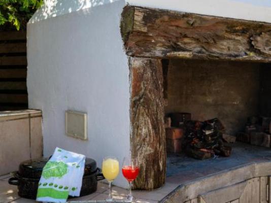 Cycads on Sea Guest House - Braai/BBQ facilities