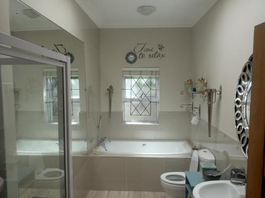 Garden Court B&B - 284036
