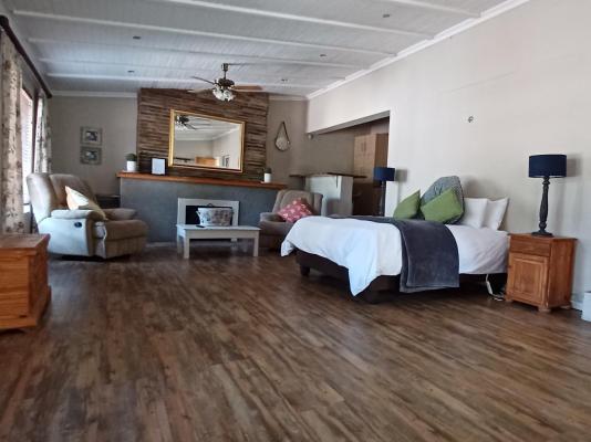 Garden Court B&B - 284055