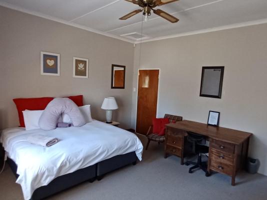 Garden Court B&B - 284063