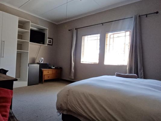 Garden Court B&B - 284064