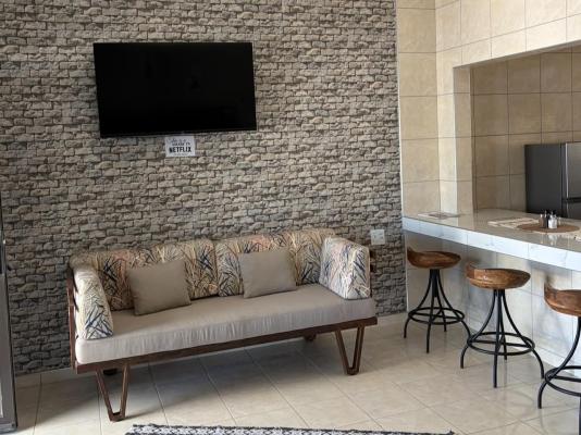 Pooltjie's Self-Catering Overnight - 284125