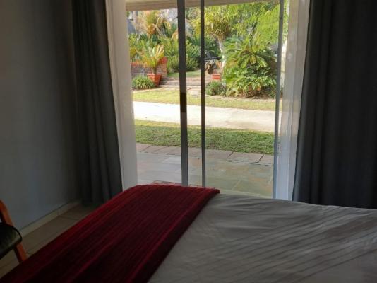Room image 1
