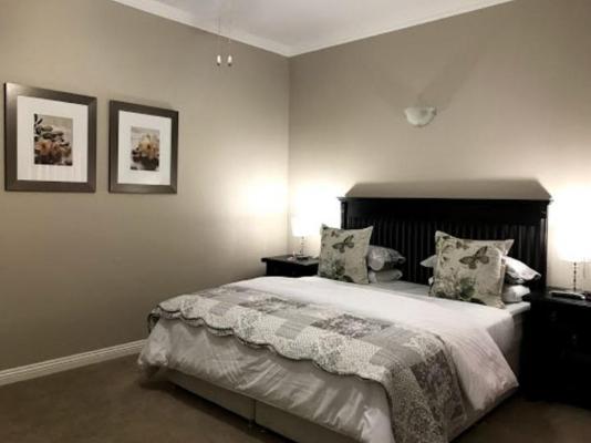 Room image 2