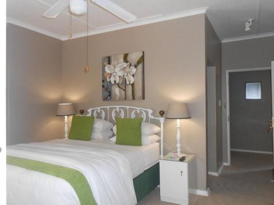 Room image 5