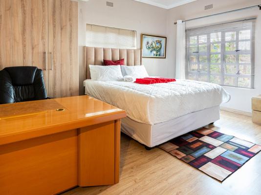 Room image 21