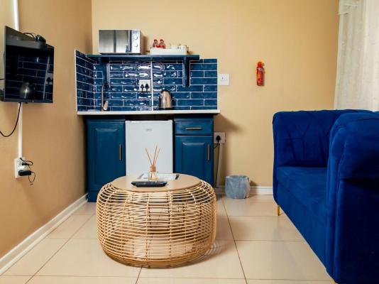 Makay's Guest House - 284450