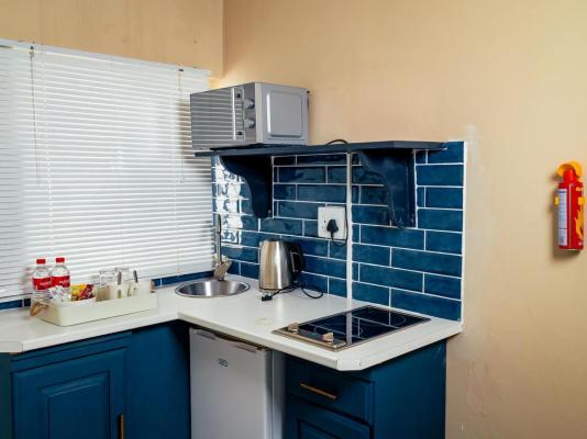 Makay's Guest House - 284457