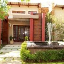 The Gallery Guesthouse & Family Restaurant - Facade or entrance