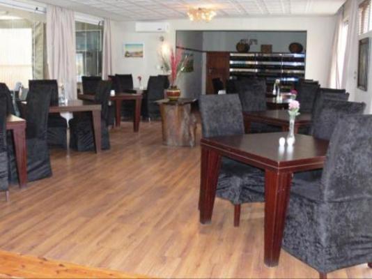 The Gallery Guesthouse & Family Restaurant - Dining area