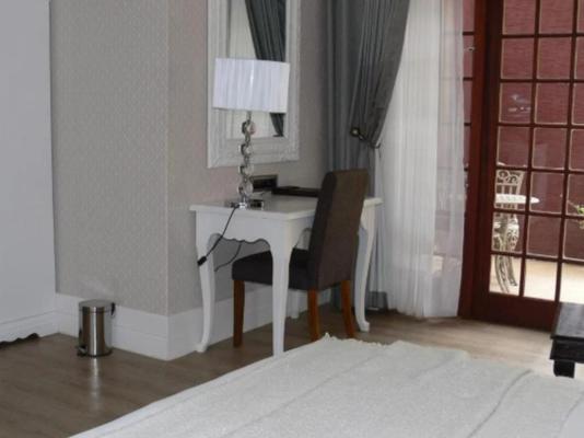 The Gallery Guesthouse & Family Restaurant - 284481