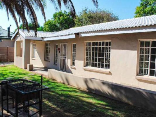 Modern Farm Stays - Property / Building