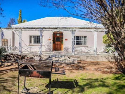 Modern Farm Stays - Property / Building