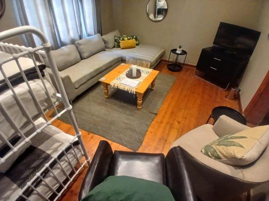 Modern Farm Stays - 284509