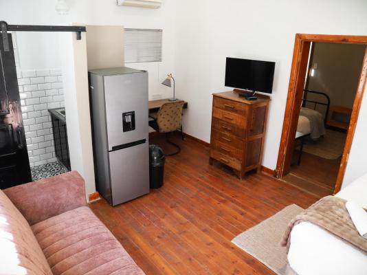 Modern Farm Stays - 284510