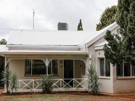 Modern Farm Stays - 284517