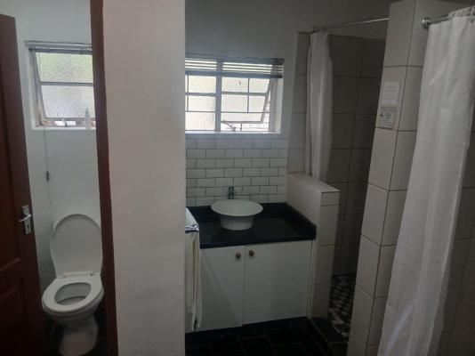 Modern Farm Stays - 284547