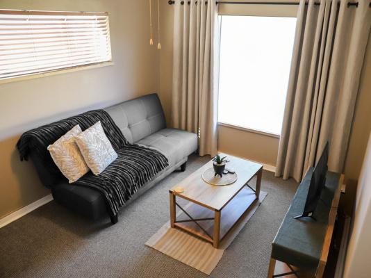 Modern Farm Stays - 284574