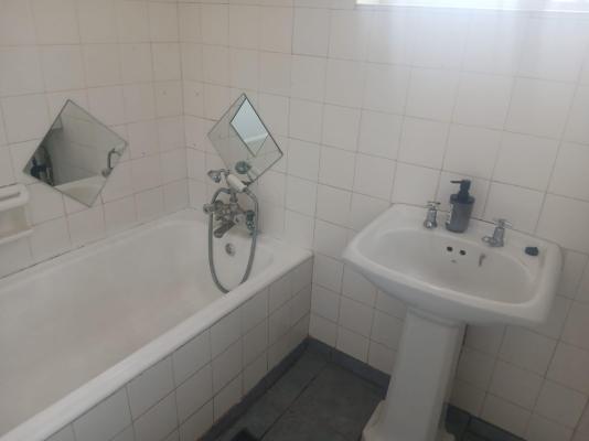 Modern Farm Stays - 284580