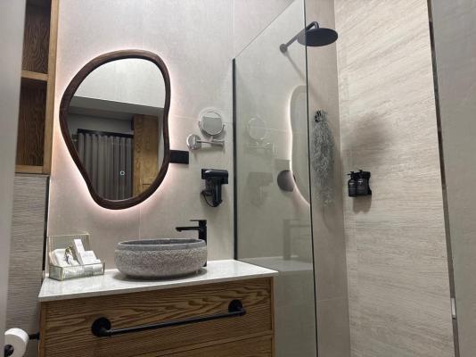 Room image 2