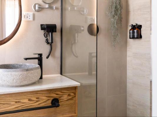 Room image 1