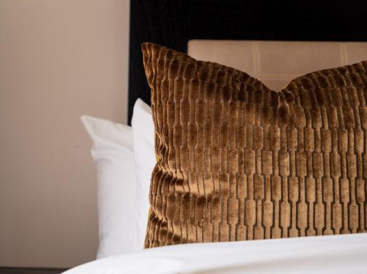 Room image 1