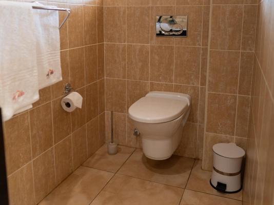 Room image 6