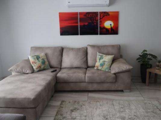 Bardow Manor - Living Room