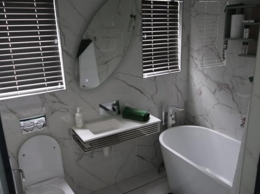 Bardow Manor - 284931