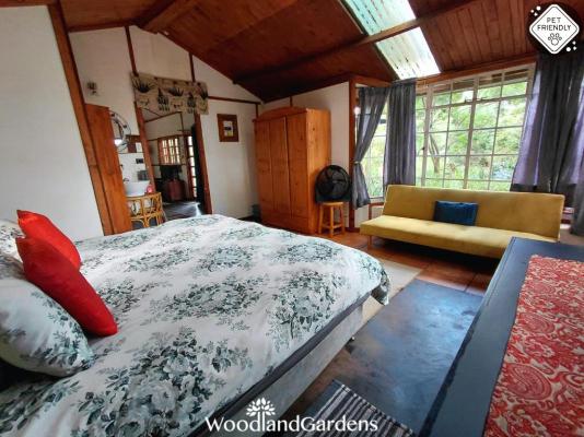 Room image 3