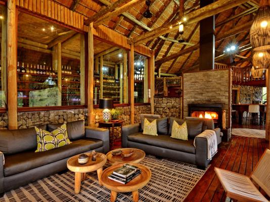 Rhino Post Safari Lodge - 285166