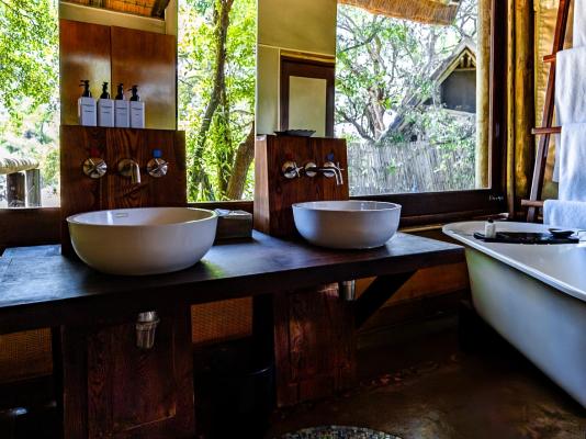 Rhino Post Safari Lodge - 285183