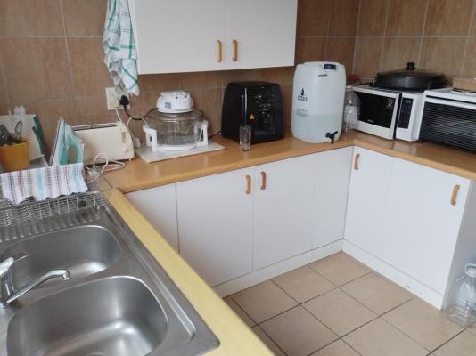 Treetops Guest House - 285193