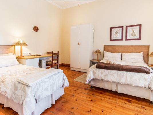 Room image 1
