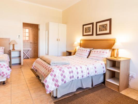 Room image 2
