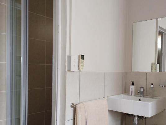 Treetops Guest House - 285221