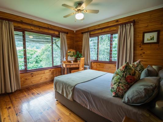 Room image 5